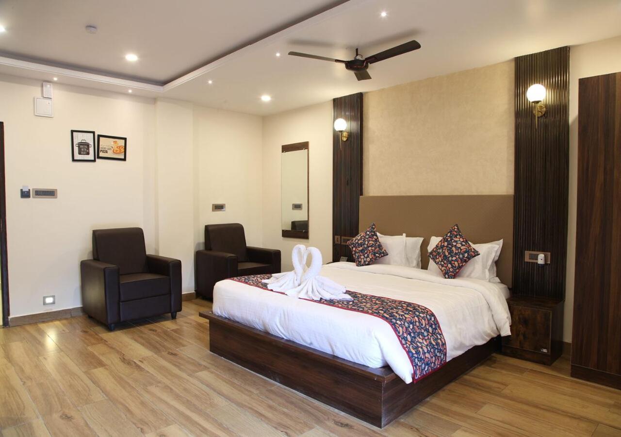 Srikakulam Dakshin Suites מראה חיצוני תמונה